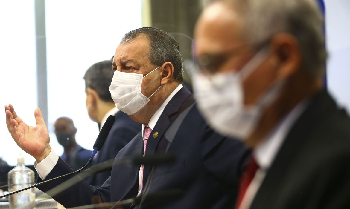 Versão final do relatório da cpi tem 81 pedidos de indiciamentos