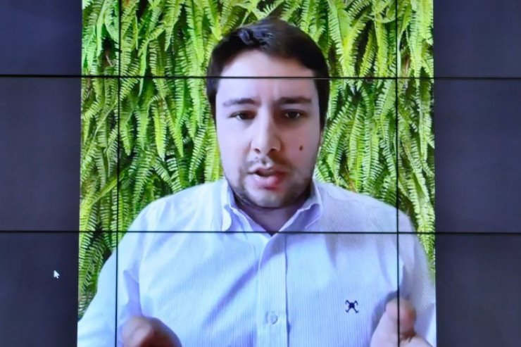 Deputado visa barrar 'invasor' de propriedades de qualquer auxílio do Governo Deputado visa barrar 'invasor' de propriedades de qualquer auxílio do Governo