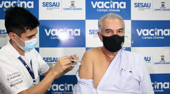 Governador anunciou reajuste aos servidores e lançou programas estaduais nesta semana