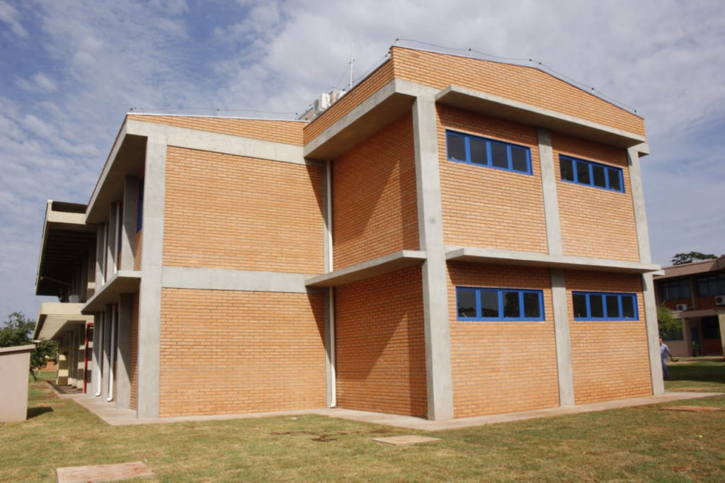 UEMS recebe mais de R$ 4 milhões em investimentos para melhorar estrutura de ensino e de pesquisa UEMS recebe mais de R$ 4 milhões em investimentos para melhorar estrutura de ensino e de pesquisa