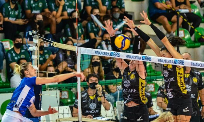 b9bd3ab5a4e021550a7b970d66d454af4546f7b76