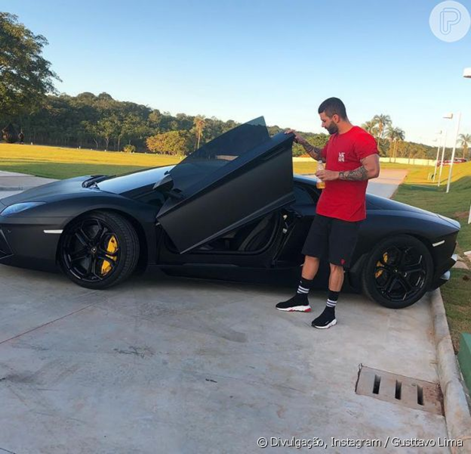 Veja os carros de famosos do mundo sertanejo Veja os carros de famosos do mundo sertanejo