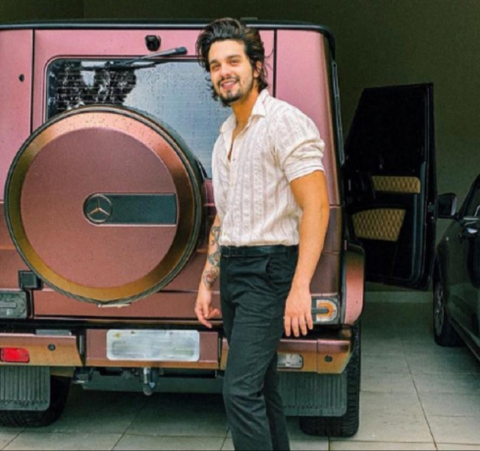 Veja os carros de famosos do mundo sertanejo Veja os carros de famosos do mundo sertanejo