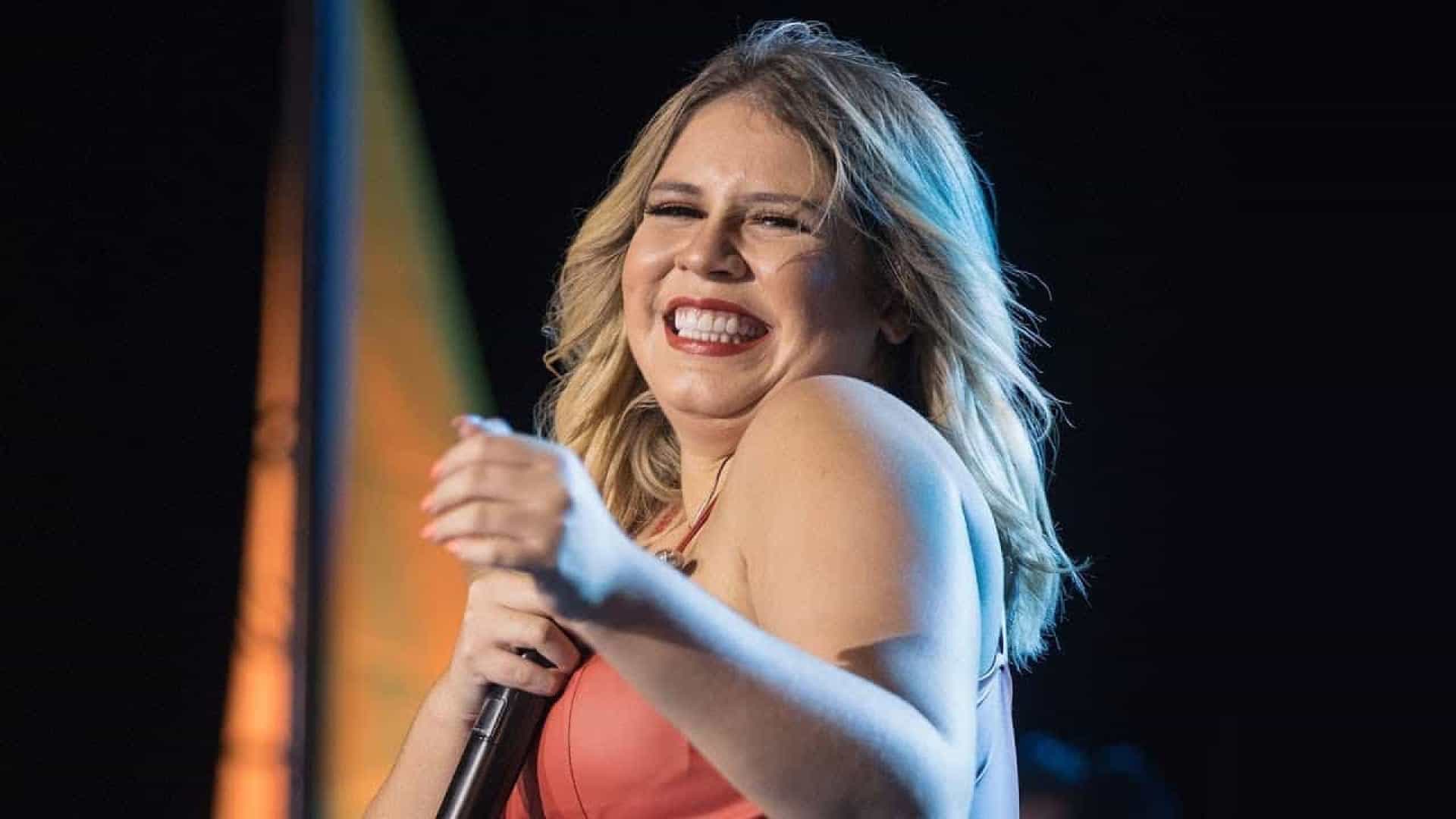 Marília Mendonça põe 74 músicas no top 200 do Spotify um dia após sua morte Marília Mendonça põe 74 músicas no top 200 do Spotify um dia após sua morte