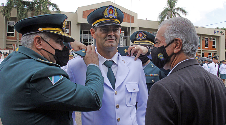 Pela primeira vez na história oficiais da Polícia Militar são formados em MS