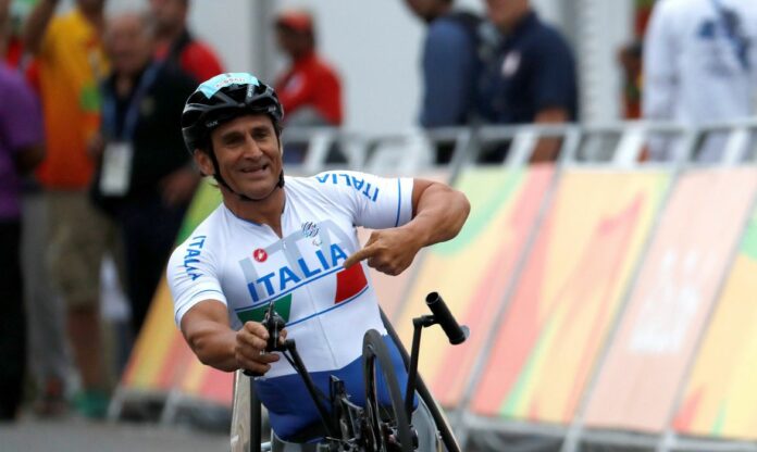 2020-07-24t154430z_1_lynxnpeg6n1c6_rtroptp_4_motor-italy-zanardi