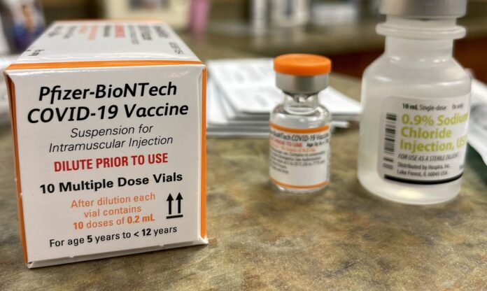 2021-11-03t154614z_633845287_mt1usatoday17085070_rtrmadp_3_nov-3-2021-plymouth-mi-usa-the-recently-fda-approved