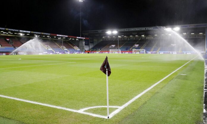 2021-12-15t172440z_1838775812_up1ehcf1cd15l_rtrmadp_3_soccer-england-bur-wat-report