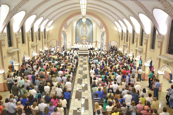 Veja 'abre e fecha' em Dourados que tem feriado 'santo' de 54 anos nesta quarta-feira Veja 'abre e fecha' em Dourados que tem feriado 'santo' de 54 anos nesta quarta-feira