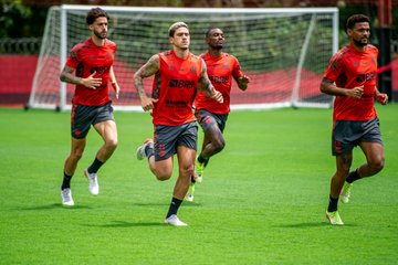 Flamengo cumpre tabela contra rebaixado Sport após ficar sem chance de título Flamengo cumpre tabela contra rebaixado Sport após ficar sem chance de título