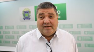 "Governo que conhece a realidade dos municípios", destacam prefeitos em assinatura de convênios
