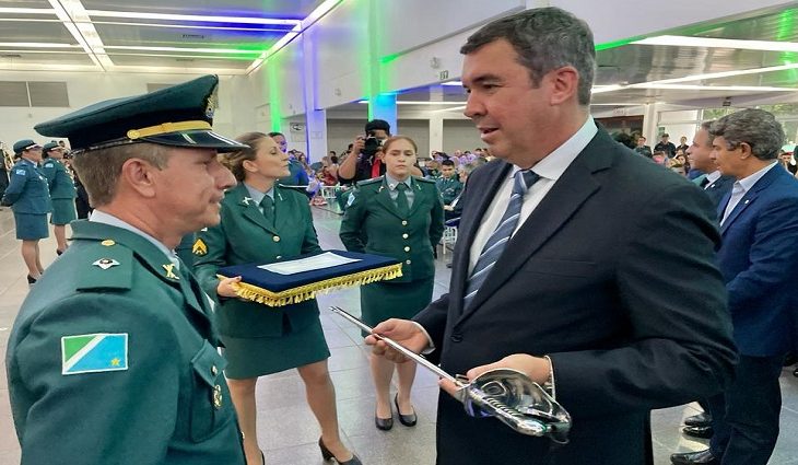 Governo forma 70 oficiais ao quadro auxiliar da PM Governo forma 70 oficiais ao quadro auxiliar da PM