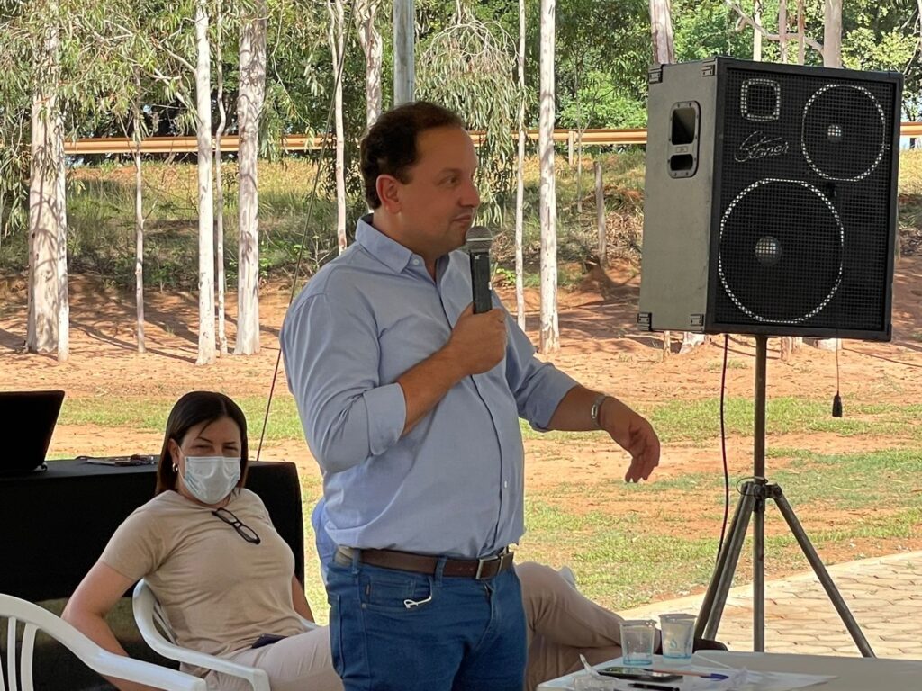 Presidente da Sanesul, Walter Carneiro Júnior entrega mais uma obra de saneamento