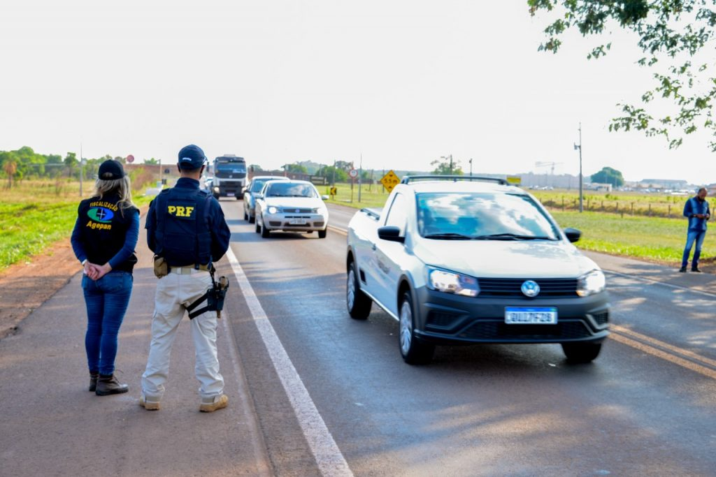 Agems intensifica fiscalizações contra o transporte clandestino em Mato Grosso do Sul Agems intensifica fiscalizações contra o transporte clandestino em Mato Grosso do Sul