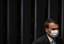 Generais do Exército rejeitam crise da vacina, blindam comandante e tentam isolar Bolsonaro