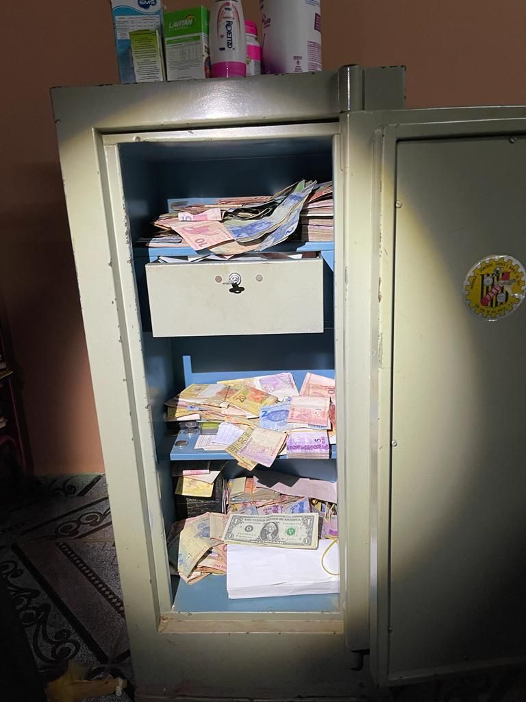 PF apreende R$ 35 mil, contrabando e munição em escritório contábil de MS PF apreende R$ 35 mil, contrabando e munição em escritório contábil de MS