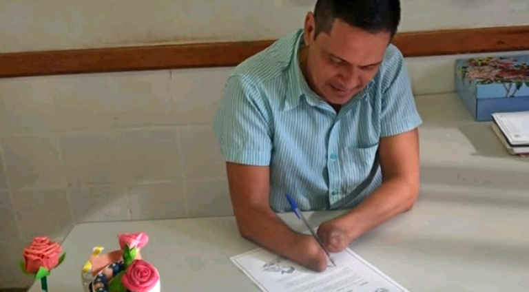 “Até chorei de emoção!”, disse Leonardo que terá “de volta” o braço com ajuda de prótese biônica