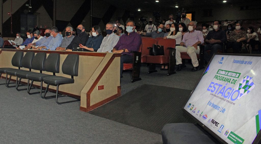 Governador autoriza chamamento pra segunda turma do programa "Estágio Supervisionado” Governador autoriza chamamento pra segunda turma do programa "Estágio Supervisionado”