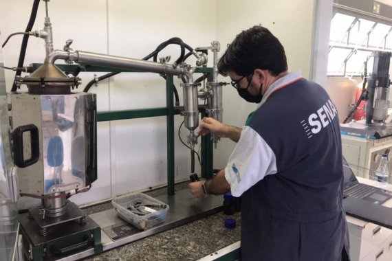Instituto Senai desenvolve combustíveis de alto desempenho a partir de resíduos de eucalipto