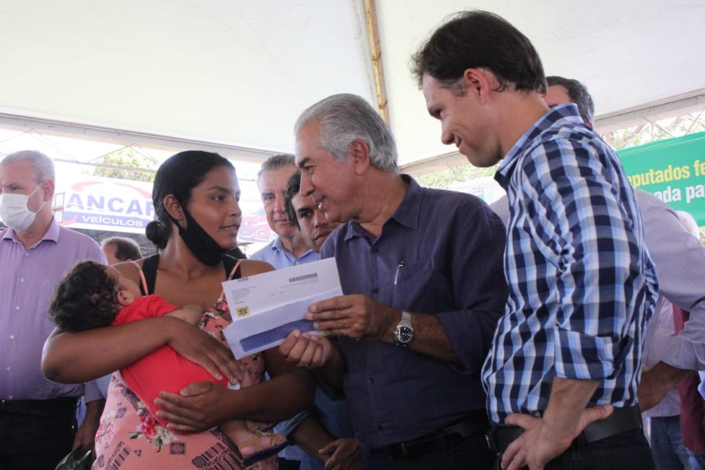 Em Paranaíba, Reinaldo Azambuja equipa, abre leitos de UTI e anuncia reforma da Santa Casa de Misericórdia