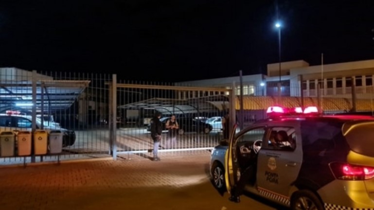 Tentativa de roubo à Receita Federal acaba com ladrão baleado Tentativa de roubo à Receita Federal acaba com ladrão baleado