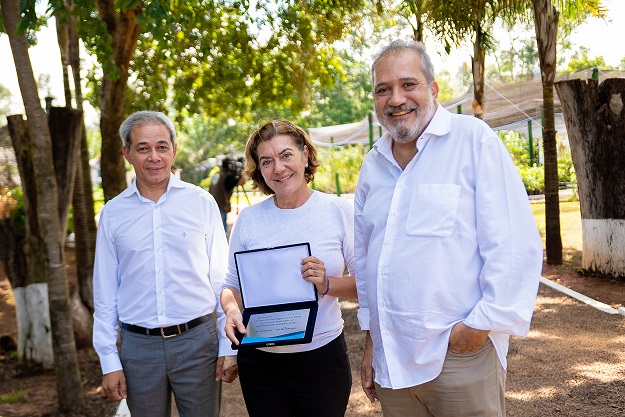 Viveiro de mudas é reinaugurado na Capital com homenagem a artista que retratou belezas do MS Viveiro de mudas é reinaugurado na Capital com homenagem a artista que retratou belezas do MS
