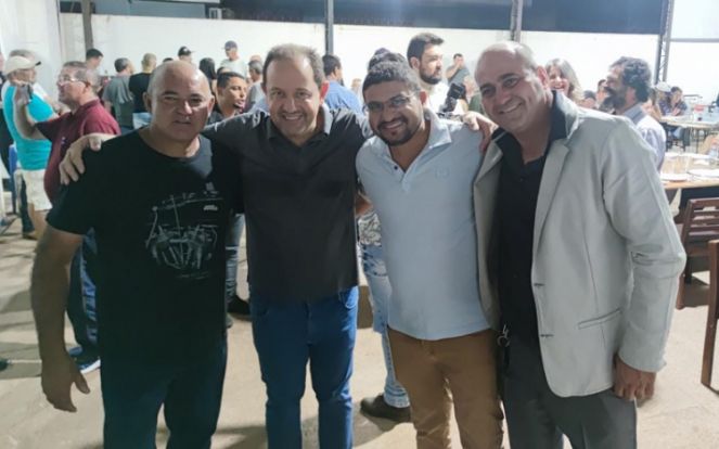 "Sanesul resgatou compromisso histórico levando esgoto para Mundo Novo", diz Carneiro Junior