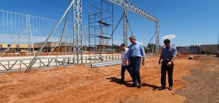 Abertura de empresas em Ribas do Rio Pardo triplica com chegada de fábrica