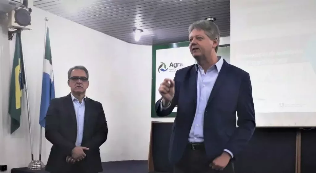 Jucems implanta 'Balcão Único' que promete simplificar abertura de empresas em Mato Grosso do Sul Jucems implanta 'Balcão Único' que promete simplificar abertura de empresas em Mato Grosso do Sul
