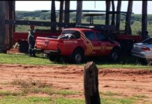 Criança de 10 anos desaparece em rio depois de tentar salvar irmãos