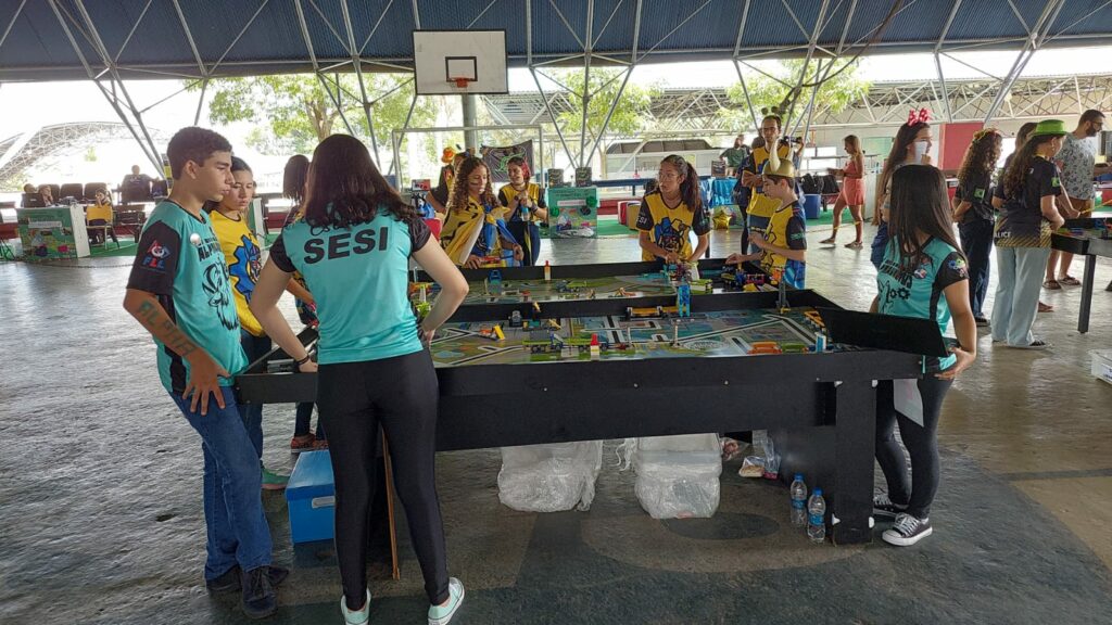 Equipe de MS garante prata em campeonato regional de robótica e vaga para nacional Equipe de MS garante prata em campeonato regional de robótica e vaga para nacional
