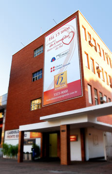 Funcionários denunciam carga excessiva de trabalho e 'camuflagem' de documentos em hospital da Capital Funcionários denunciam carga excessiva de trabalho e 'camuflagem' de documentos em hospital da Capital