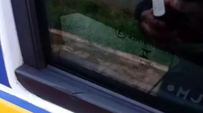 Rapaz é baleado por guarda municipal em residencial no Centro Oeste Rapaz é baleado por guarda municipal em residencial no Centro Oeste