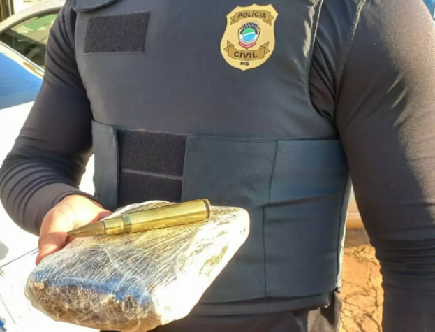 Polícia Civil realiza operação contra facção criminosa em cidade de MS Polícia Civil realiza operação contra facção criminosa em cidade de MS