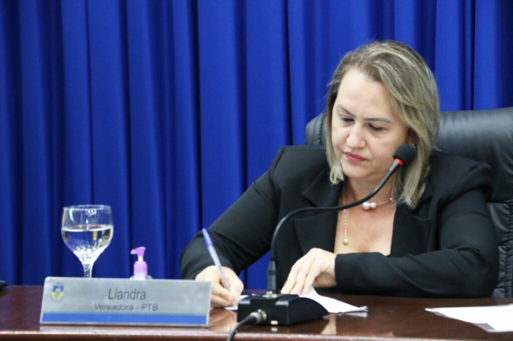 Câmara de Dourados aprova criação de galeria em homenagem a vereadoras Câmara de Dourados aprova criação de galeria em homenagem a vereadoras
