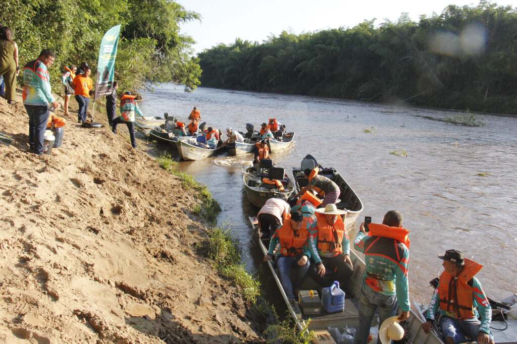 Festival de Pesca Esportiva coloca Águas do Miranda no calendário turístico de Bonito Festival de Pesca Esportiva coloca Águas do Miranda no calendário turístico de Bonito