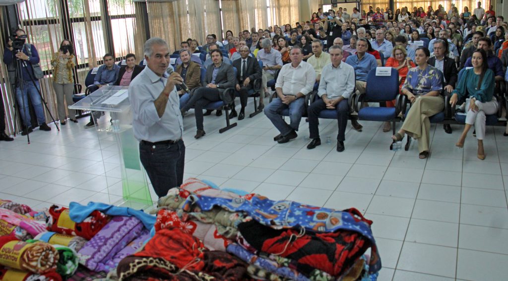 Campanha do agasalho bate recorde com 84 mil itens arrecadados a serem levados a quem precisa em MS Campanha do agasalho bate recorde com 84 mil itens arrecadados a serem levados a quem precisa em MS