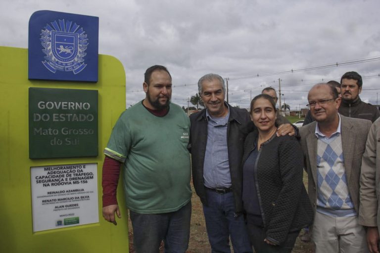 Governador entrega mais R$ 61 milhões em obras que vão mudar a realidade de Dourados Governador entrega mais R$ 61 milhões em obras que vão mudar a realidade de Dourados