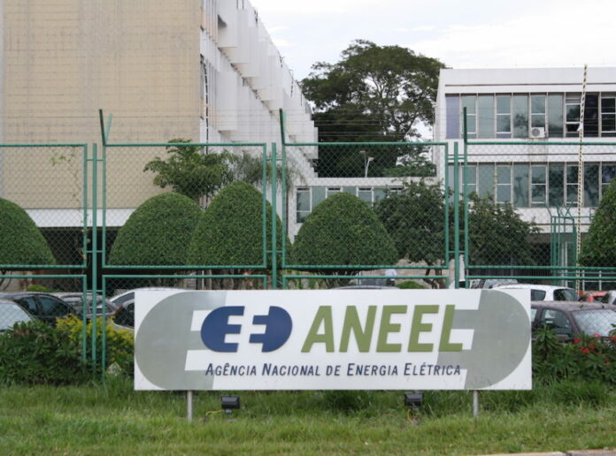 Fachada_aneel_1-868x644
