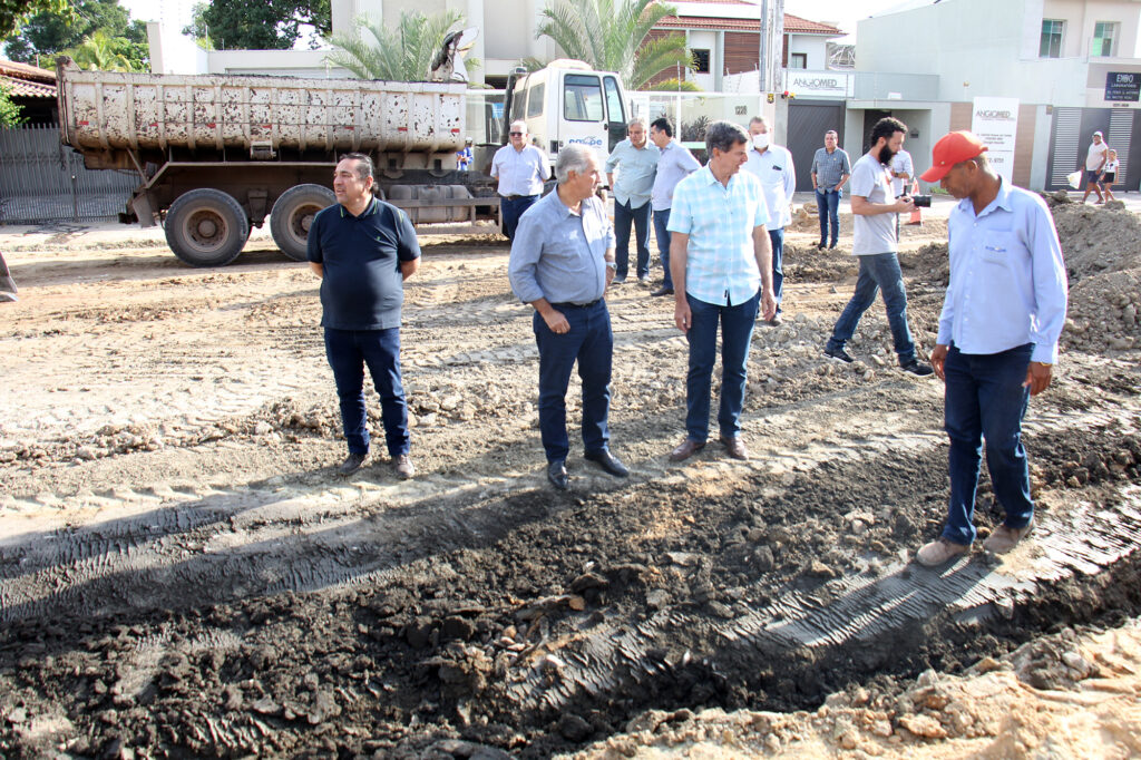  Azambuja garante conclusão de obras até dezembro e dinheiro em caixa para 2023