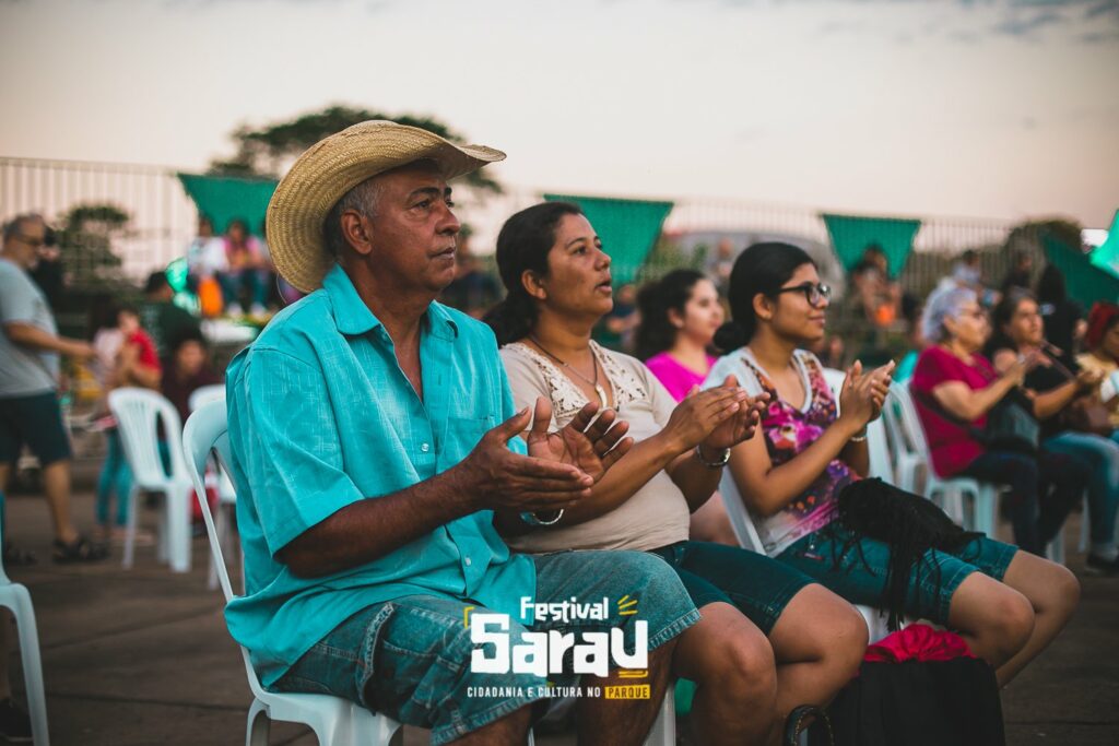Primeiro mês do Sarau no Parque faz sucesso e atrai milhares de pessoas Primeiro mês do Sarau no Parque faz sucesso e atrai milhares de pessoas