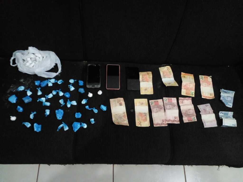 Três pessoas são presas durante primeira etapa da Operação Pontual da PM Três pessoas são presas durante primeira etapa da Operação Pontual da PM