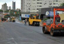 Obra de recapeamento interdita cruzamento da Rui Barbosa com Fernando Corrêa
