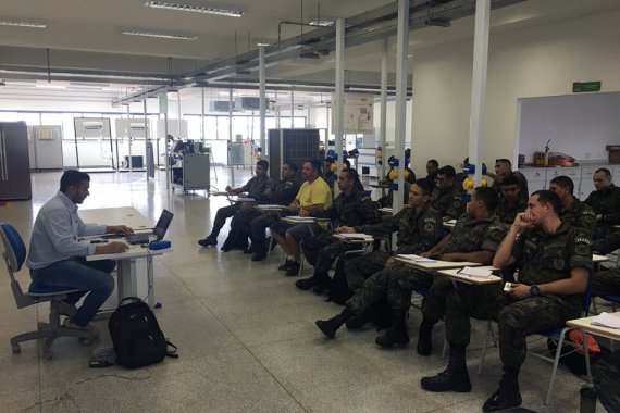 Faculdade Senai de CG dá início a curso qualificação com alunos da Base Aérea Faculdade Senai de CG dá início a curso qualificação com alunos da Base Aérea