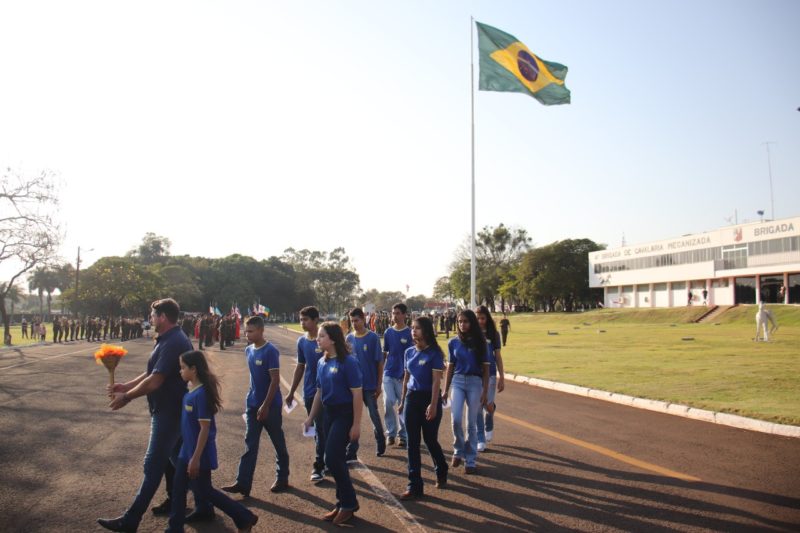 Confira as fotos da abertura da Semana da Pátria em Dourados Confira as fotos da abertura da Semana da Pátria em Dourados