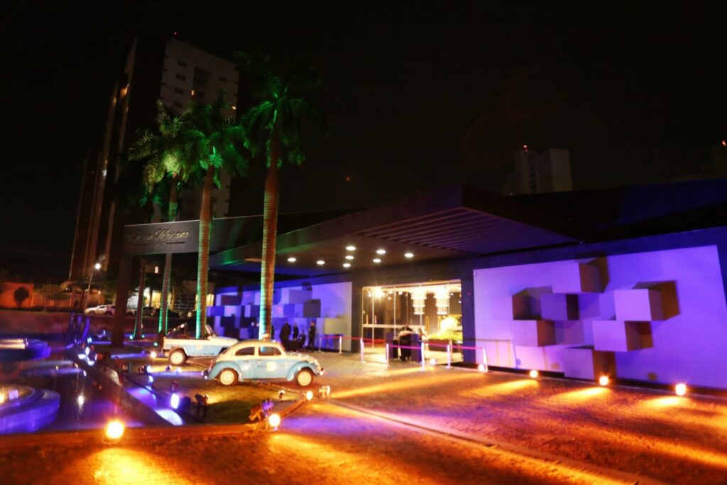 Baile da Espada reúne autoridades, militares e a sociedade para celebrar os 187 anos da PMMS Baile da Espada reúne autoridades, militares e a sociedade para celebrar os 187 anos da PMMS