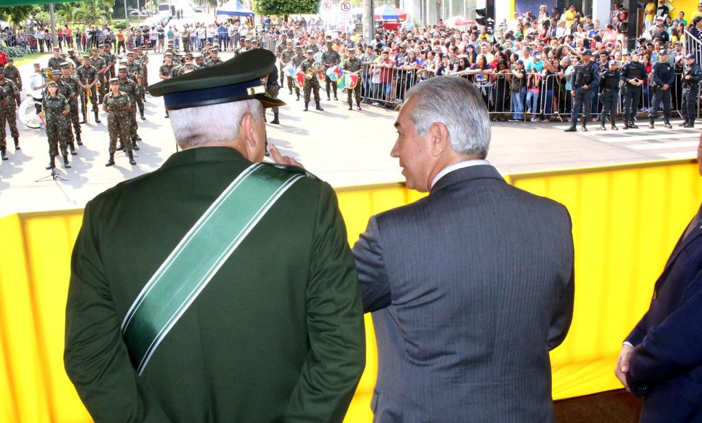 Bicentenário da Independência: governador participa de desfile e destaca harmonia e pacificação do Brasil