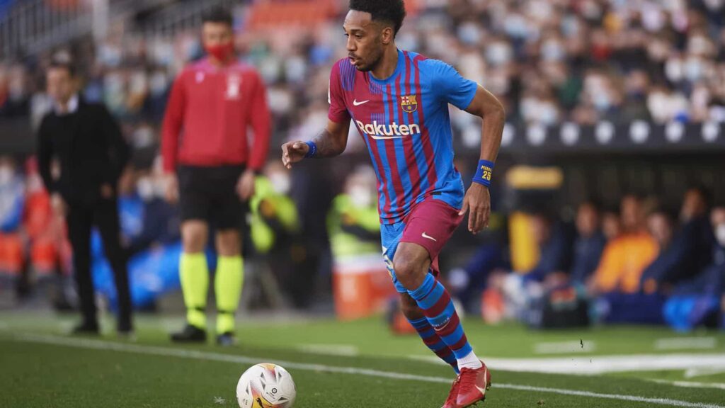 Aubameyang troca Barcelona pelo Chelsea e volta a trabalhar com Thomas Tuchel Aubameyang troca Barcelona pelo Chelsea e volta a trabalhar com Thomas Tuchel