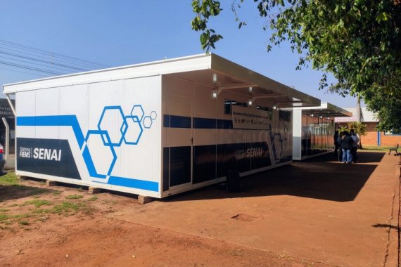 Senai entrega contêineres para qualificar mão de obra nas indústrias de Nova Alvorada do Sul