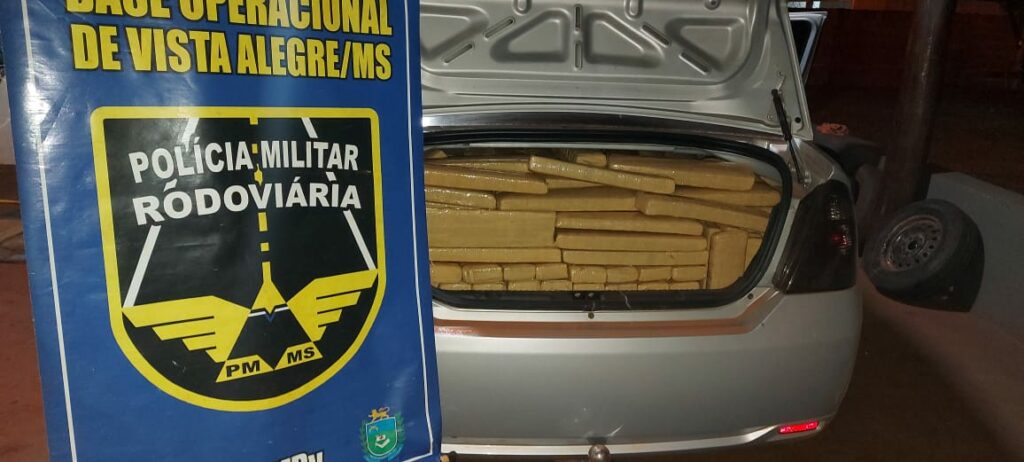PMR durante patrulhamento apreende drogas em distrito de Marcaju PMR durante patrulhamento apreende drogas em distrito de Marcaju